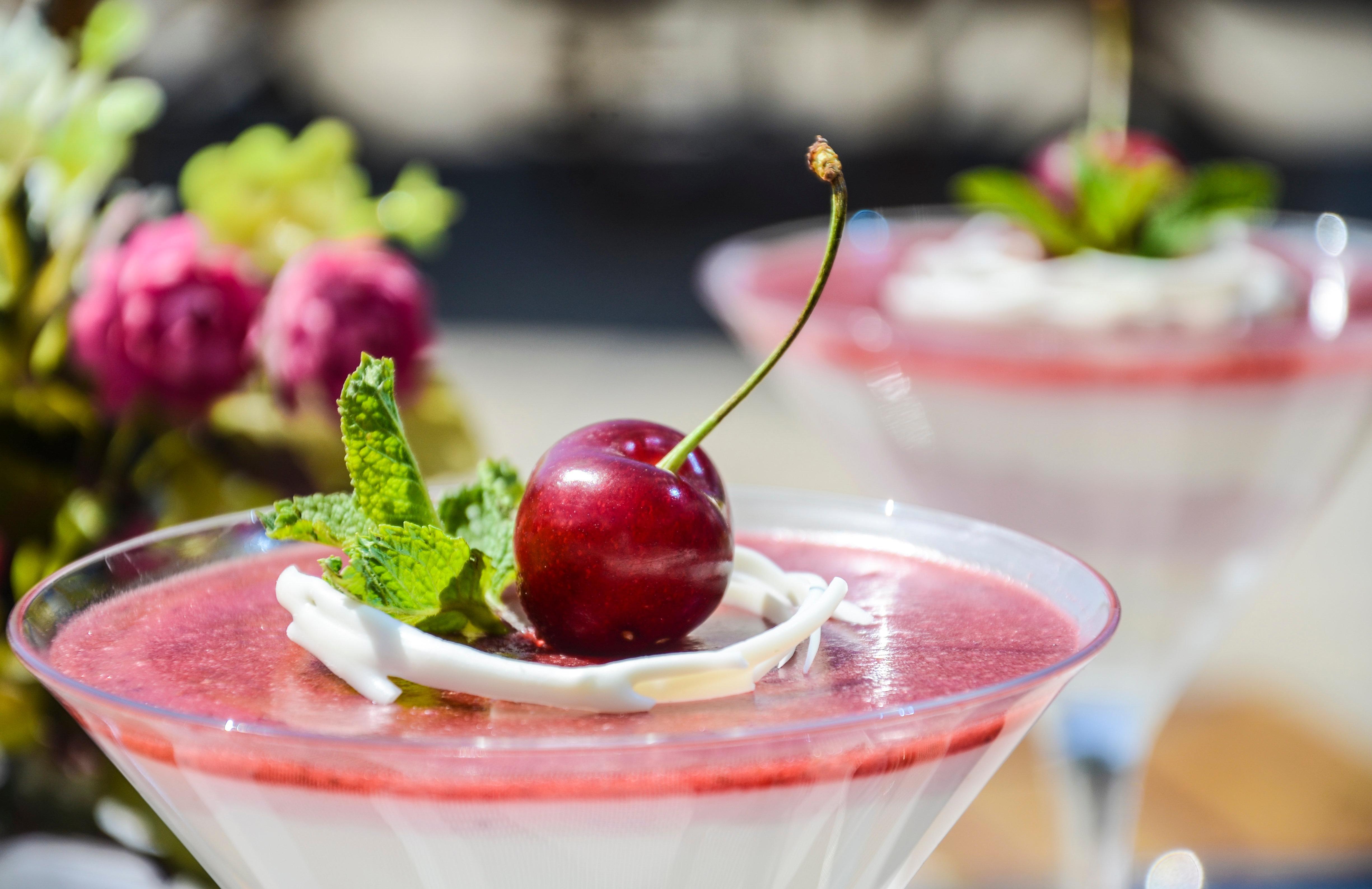 Holiday Inn Almaty By Ihg Ngoại thất bức ảnh