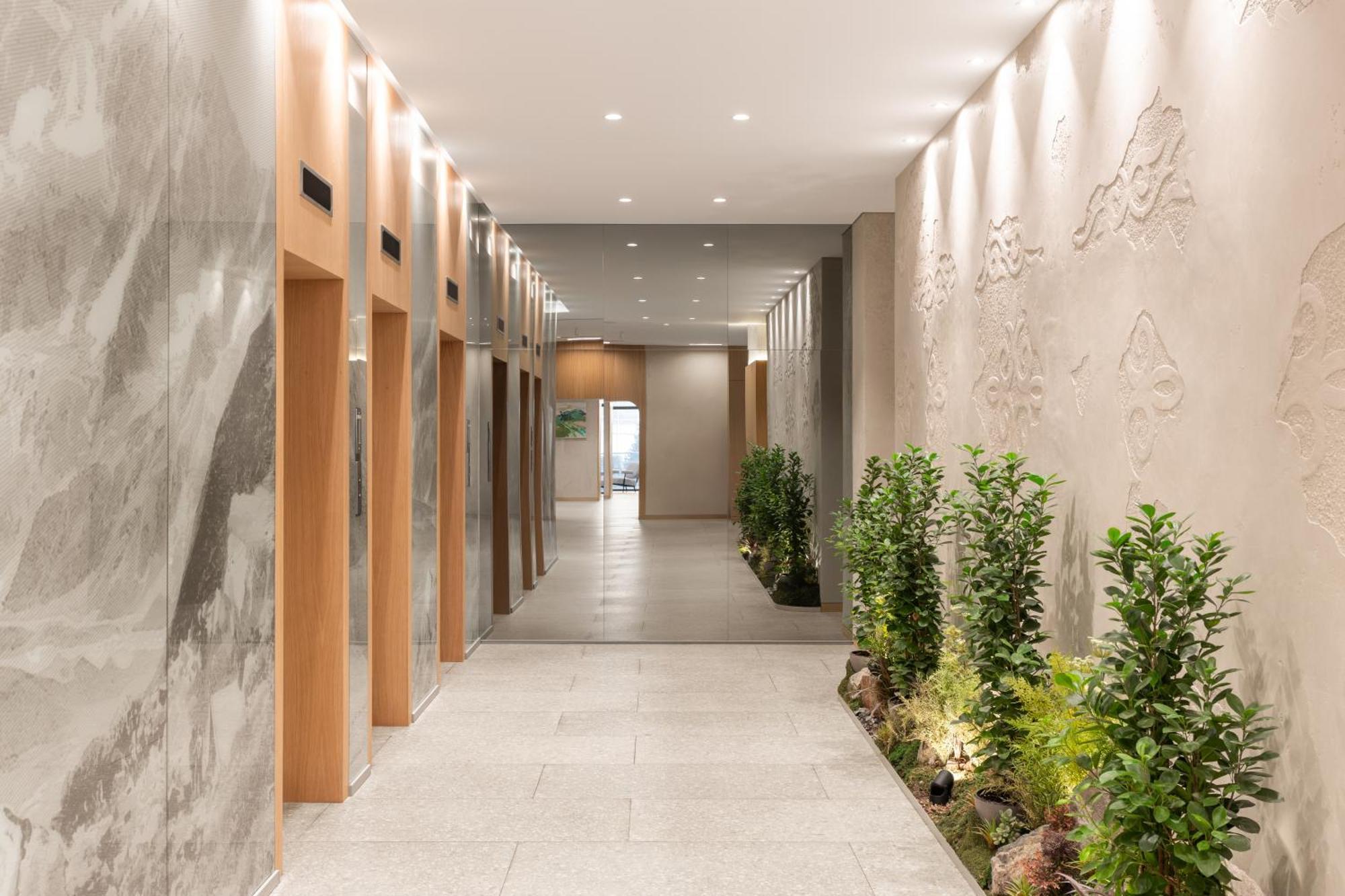 Holiday Inn Almaty By Ihg Ngoại thất bức ảnh